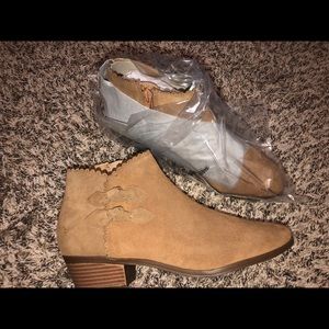 Jack Rogers Kali Suede booties NEW IN BOX
